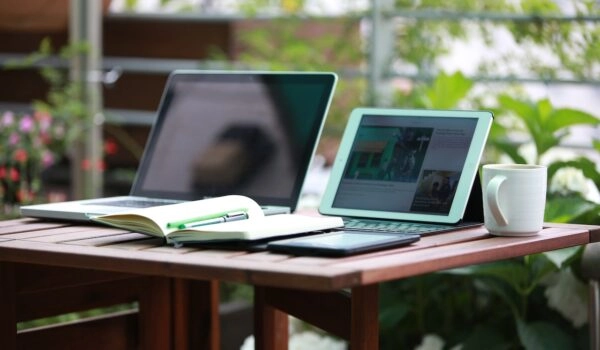 digital nomad